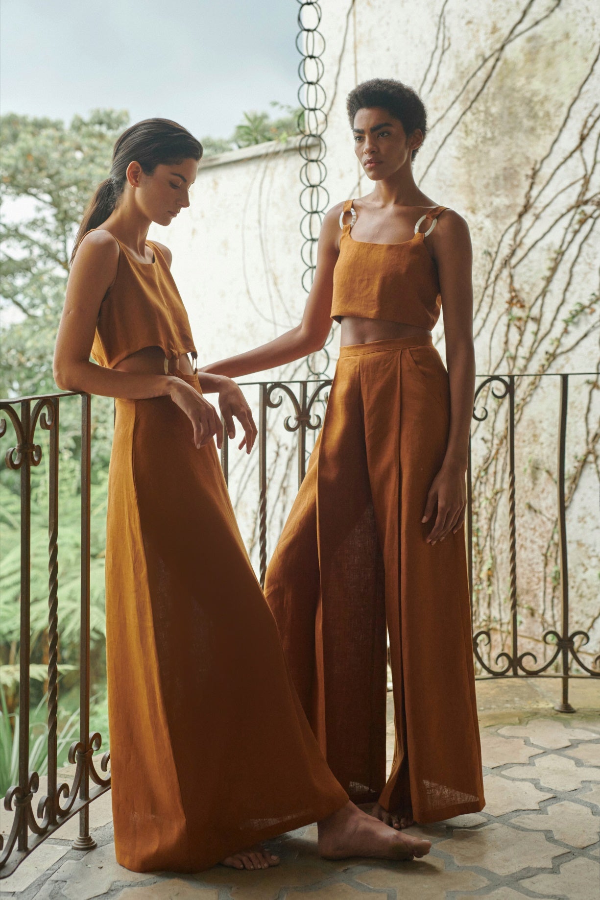 VESTIDO - IRIS OCRE